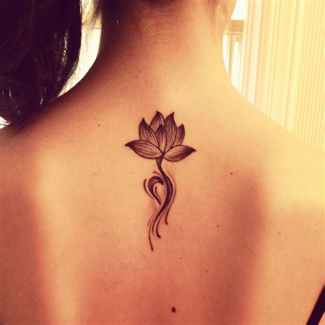 I actually love this tattoo so much. Eating disorder recovery symbol and a beautiful flower to ...