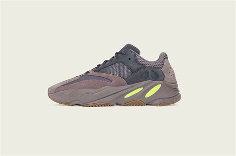 adidas YEEZY BOOST 700 "Mauve" Release Date | Hypebeast