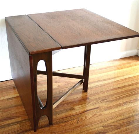 30+ Small Fold Out Table – DECOOMO