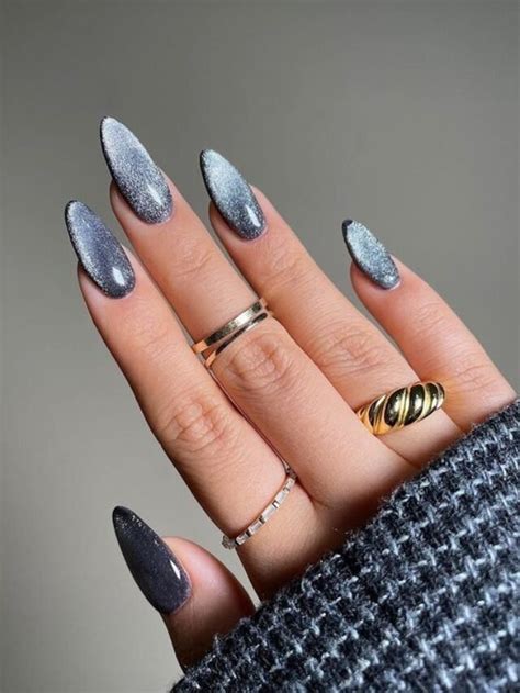 For the Ultimate Style Upgrade, Try These 5 Nail Salon Trends - 𝐁𝐞𝐬𝐭𝐫𝐚𝐭𝐞𝐝𝐬𝐭𝐲𝐥𝐞
