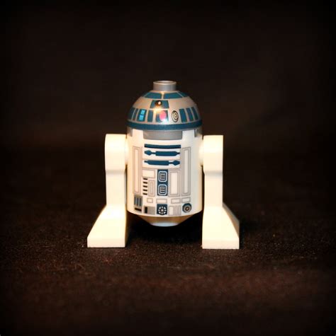 R2-D2 Star Wars Minifigure. Lego Compatible.