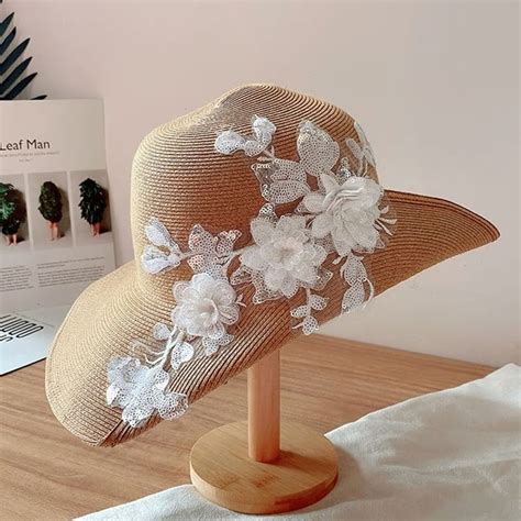 Floral Pinned Hat | High fashion outfits, Fashion outfits, Style