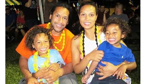 Troy Polamalu is Living Happily with his Wife Theodora Holmes, Know about his Married Life, age ...