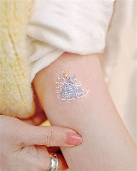 80+ Tiny Disney Princess Tattoos For Fans of Fairy Tales and Happily ...