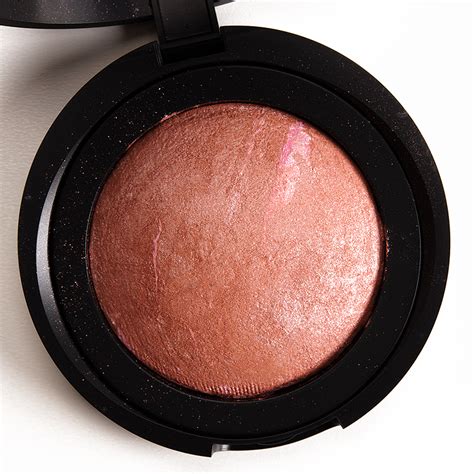 Laura Geller Pink Grapefruit Baked Blush-n-Brighten Review, Photos ...