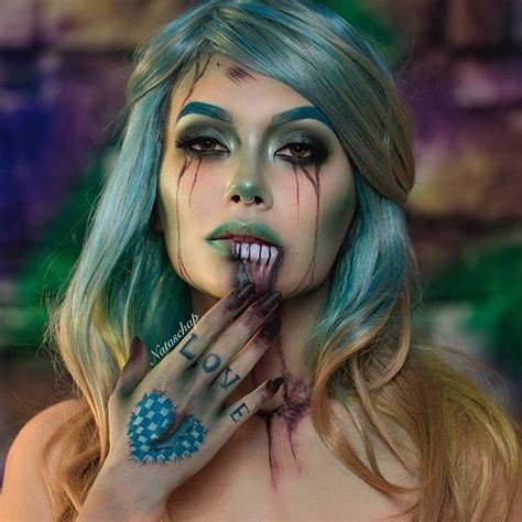 Oooooh October. I love you🎃 Zombie💚 inspired by the talented @glenn_arthur_art Video tutorial no ...