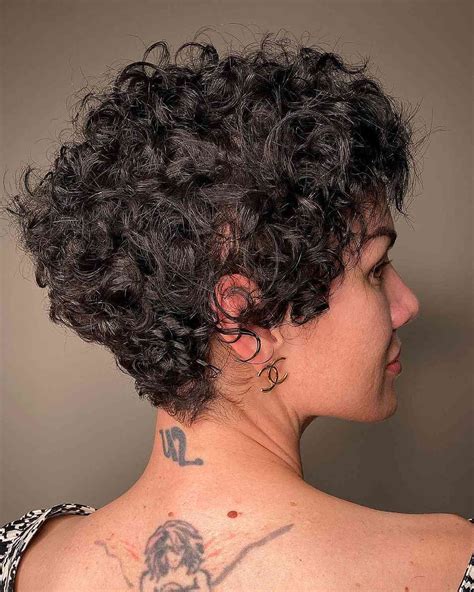 Curly Pixie Cut for Round Faces: The Perfect Hairstyle for a Bold ...