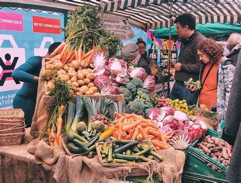 15 Best Sunday Markets in London: Food, Farmers & More