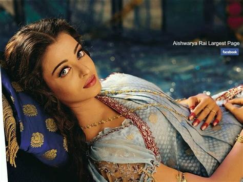 aishwarya rai in saree devdas movie | Aishwarya rai, Aishwarya rai wallpaper, Vintage bollywood