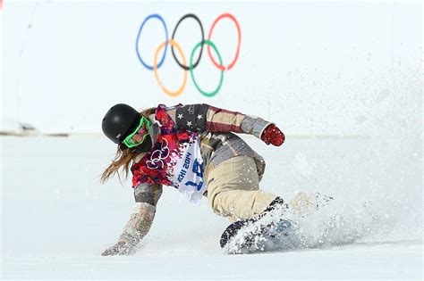 Jamie Anderson of the United States competes in the Women's Snowboard ...