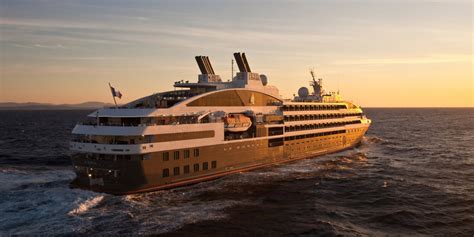 Ponant le boreal sunset - Kimberley Cruise Escapes