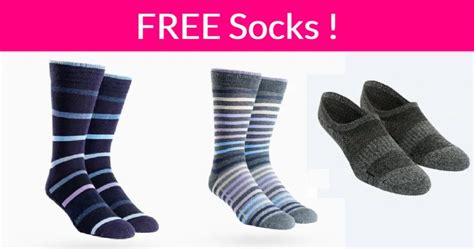 FREE Socks & MORE { $20.00 Value! } RUN! - Free Samples By Mail