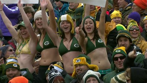 Bikini girls undaunted by cold in Green Bay - SBNation.com