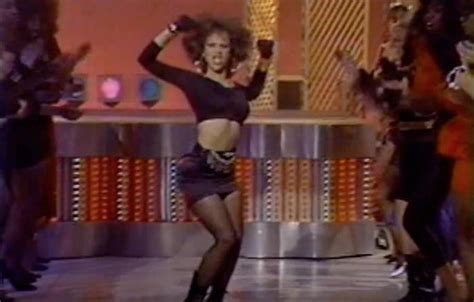 Top 10 Female Soul Train Dancers of All Time | NOWNESS