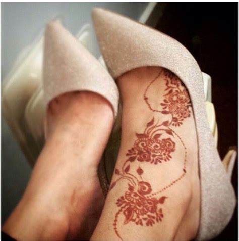 Hennah on foot | Henna designs feet, Henna designs, Henna designs hand