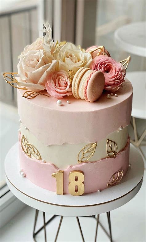 14 Fabulous 18th Birthday Cake Ideas | Birthday Cake Gallery