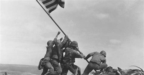 Iwo Jima (c. 1945): la icónica fotografía de Joe Rosenthal, por David Jiménez