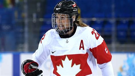 Hayley Wickenheiser had broken foot at Sochi Olympics | CBC Sports