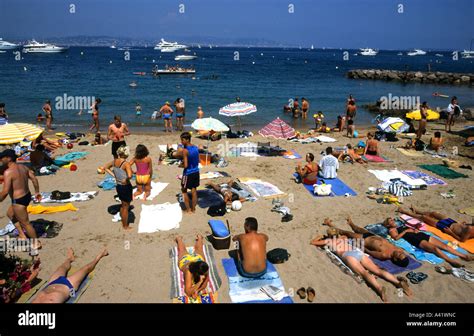 Plage de Pampelonne Côte d'Azur Saint Tropez France Beach Stock Photo: 6232091 - Alamy