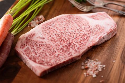 A5 WAGYU IS THE BEST JAPANESE MEAT THAT YOU CAN FIND IN THE WHOLE WORLD ...