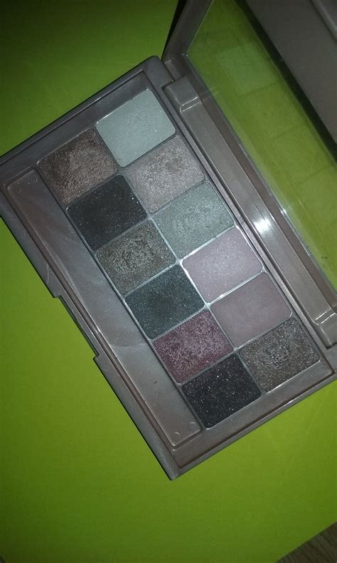 Maybelline The Blushed Nudes Eyeshadow Palette reviews in Eye Palettes - ChickAdvisor