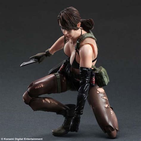 Metal Gear Solid 5 Quiet Play Arts Kai Action Figure | Gadgetsin