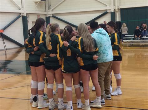 Greenwich Academy volleyball team edged by visiting Hotchkiss School in a NEPSAC matchup ...