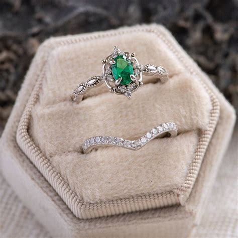 Vintage Emerald Engagement Ring Set, Silver Wedding Bridal Ring Set ...