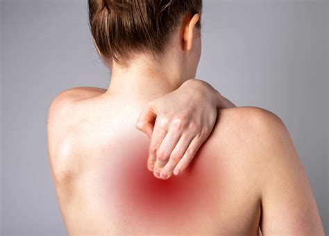 Back Pain Between The Shoulder Blades: What Is It?