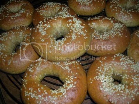 Arabic Bites: sesame seed bagels