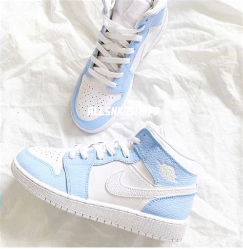 Nike Air jordan 1 mid custom Baby hellblau | Etsy