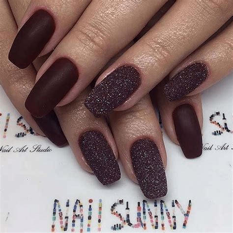 20 Classy Maroon Matte Nails You Must See – NailDesignCode