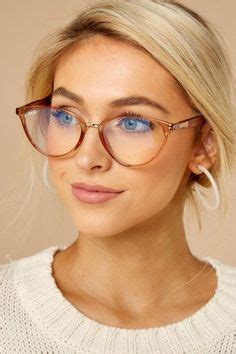 Pin by Isabel Furler on Glasses | Womens glasses frames, Glasses trends, Womens glasses