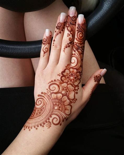 300+ Easy Henna Designs For Beginners On Hands (2020) Simple Mehandi Art For Kids | Eenvoudige ...