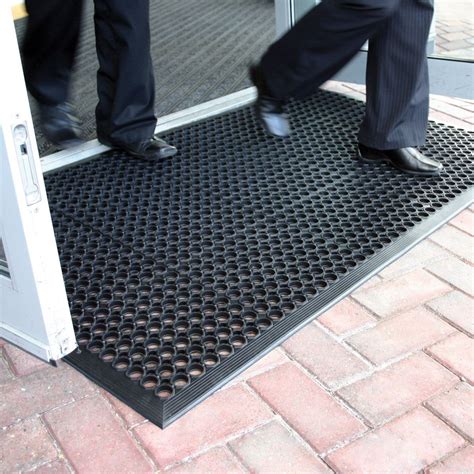 Top 10 Best Outdoor Rubber Mats in 2019 Reviews | Tapis d'entrée, Grands tapis, Revêtements de ...