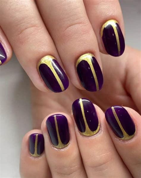 22+ Purple and Gold Nails With An Elegant Appeal (Dark & Light)