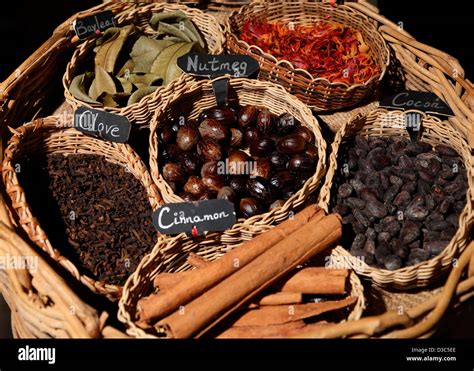 Grenada spices display hi-res stock photography and images - Alamy