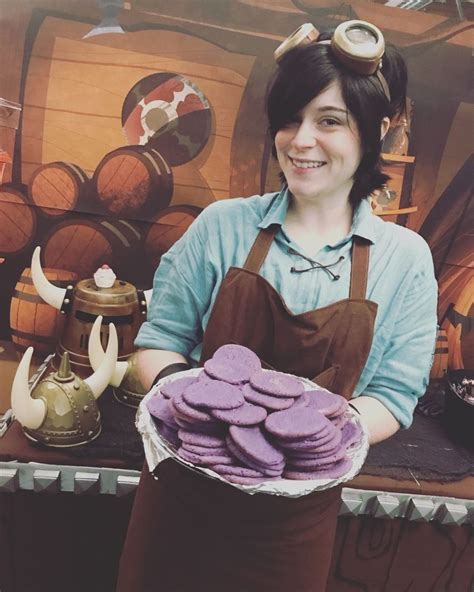 Throwback to when I made purple cookies for the DTVA Halloween party ...