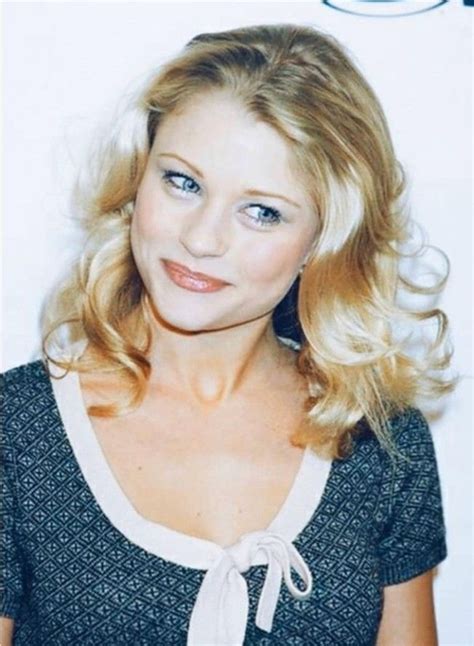 Emilie De Ravin, Roswell, Iconic Photos, Ouat, Old And New, Happy ...