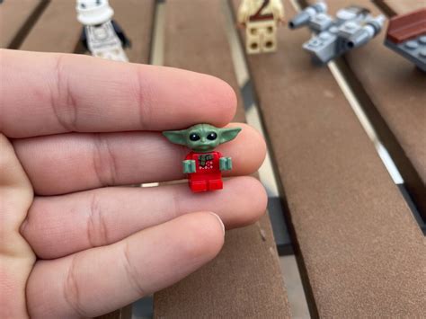 Lego Star Wars Mandalorian Festive Din Djarin Grogu sw1170 sw1173 Holiday Advent | eBay