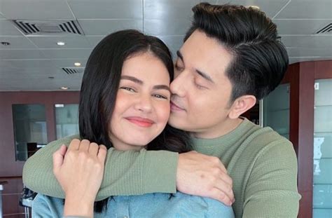 Paulo Avelino jokes about introducing Janine Gutierrez as 'nanay' to son Aki | Inquirer ...