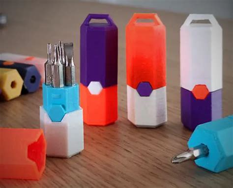 Screwdriver Keychain - DownloadFree3D.com