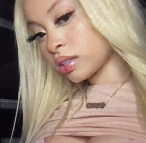 Rapper Ice Spice Responds to Internet Rumors...that She Has 'Mild' Down ...