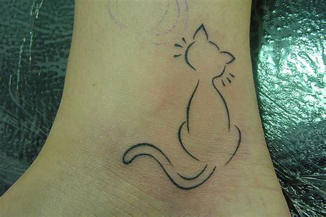 geradeaus Sünde Aufkleber silueta gato tatuaje Allee Ithaka Trivial