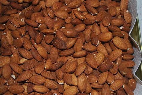 Almond Almonds Nuts · Free photo on Pixabay