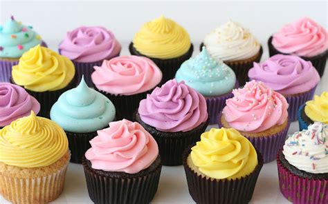 {Cupcake Basics} How to Frost Cupcakes – Glorious Treats