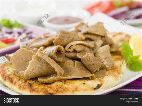 Donner Meat On Naan Image & Photo (Free Trial) | Bigstock