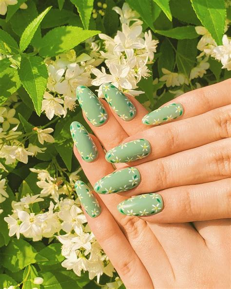 20 Sage Green Nails You'll Want to Copy for Spring! — Champagne & Savings