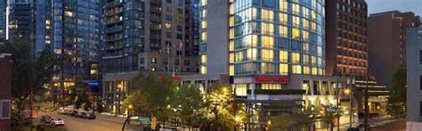 Hampton Inn & Suites by Hilton Downtown Vancouver | Best At Travel