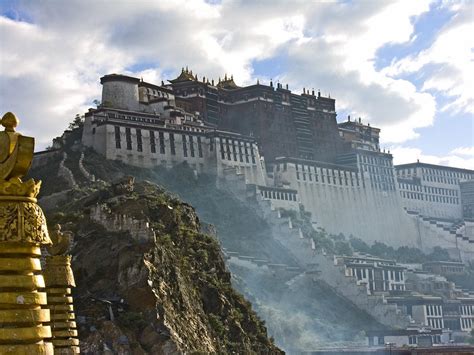 Potala Palace, Tibet : r/pics